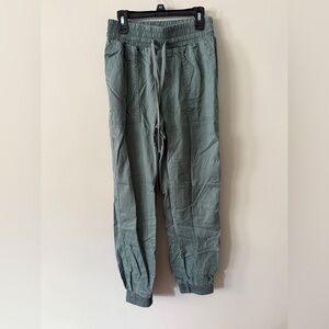 Women’s Jogger Pants